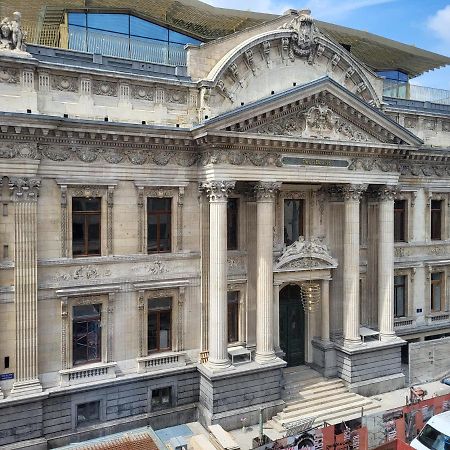 Les Pieds A La Grande Place Bruxelles Exterior foto